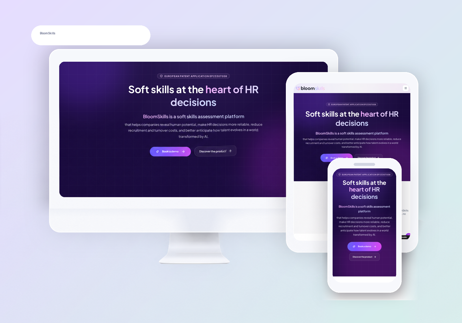 Mockup desktop, tablette et mobile du site BloomSkills.